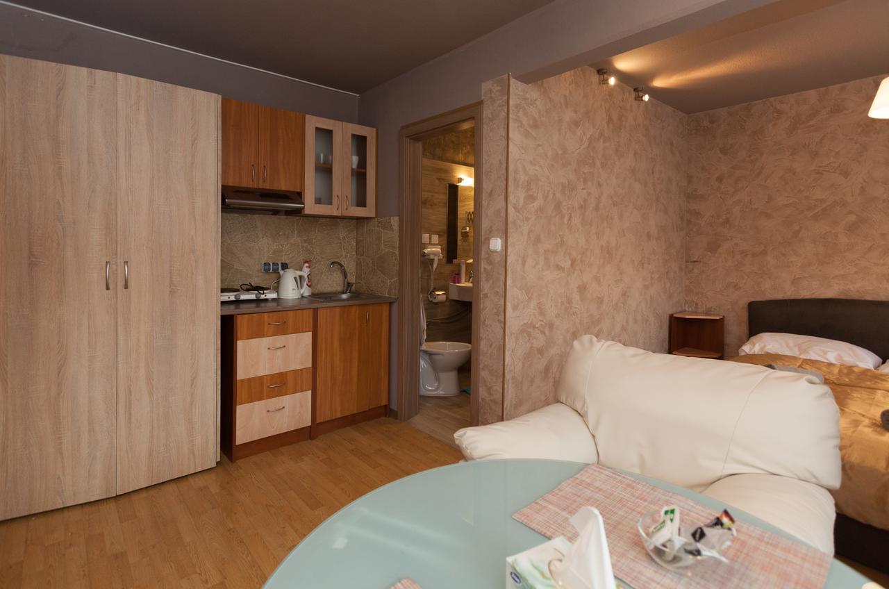 Inn Anva House *